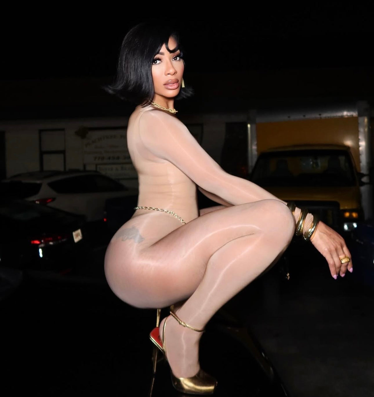 Gyat jumpsuit (nude)
